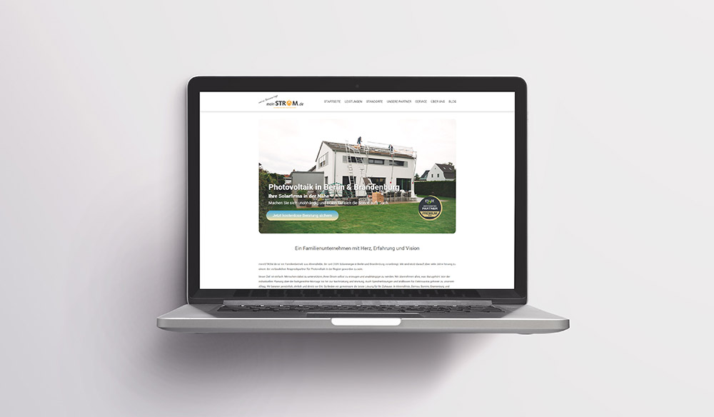 Website von meinSTROM auf Laptop – verständliche Darstellung von Energieangeboten