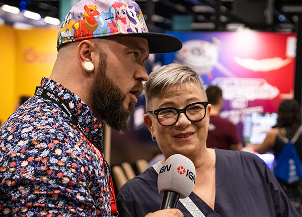 Interview-Situation mit Moderatorin – Eventdokumentation